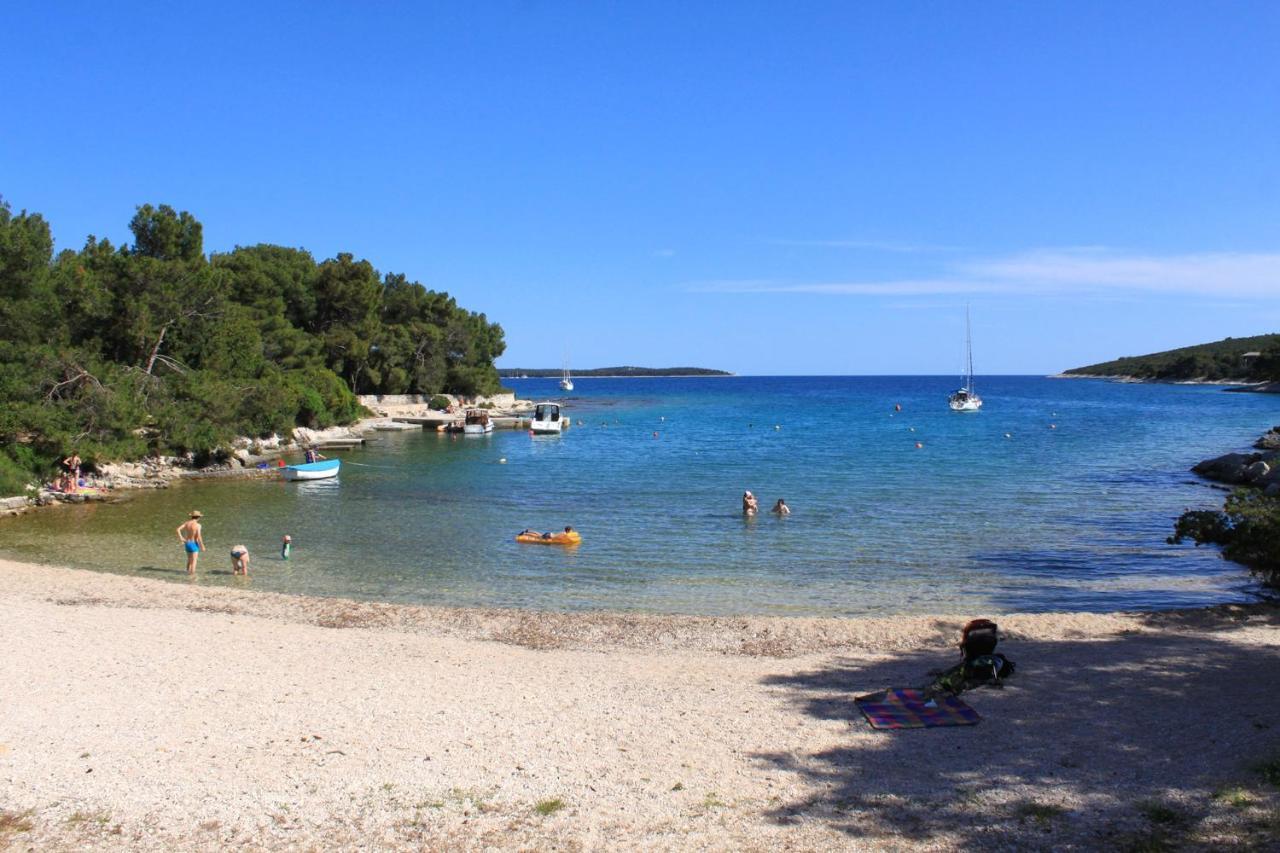 Apartments And Rooms With Parking Space Cunski, Losinj - 2498 Exterior foto